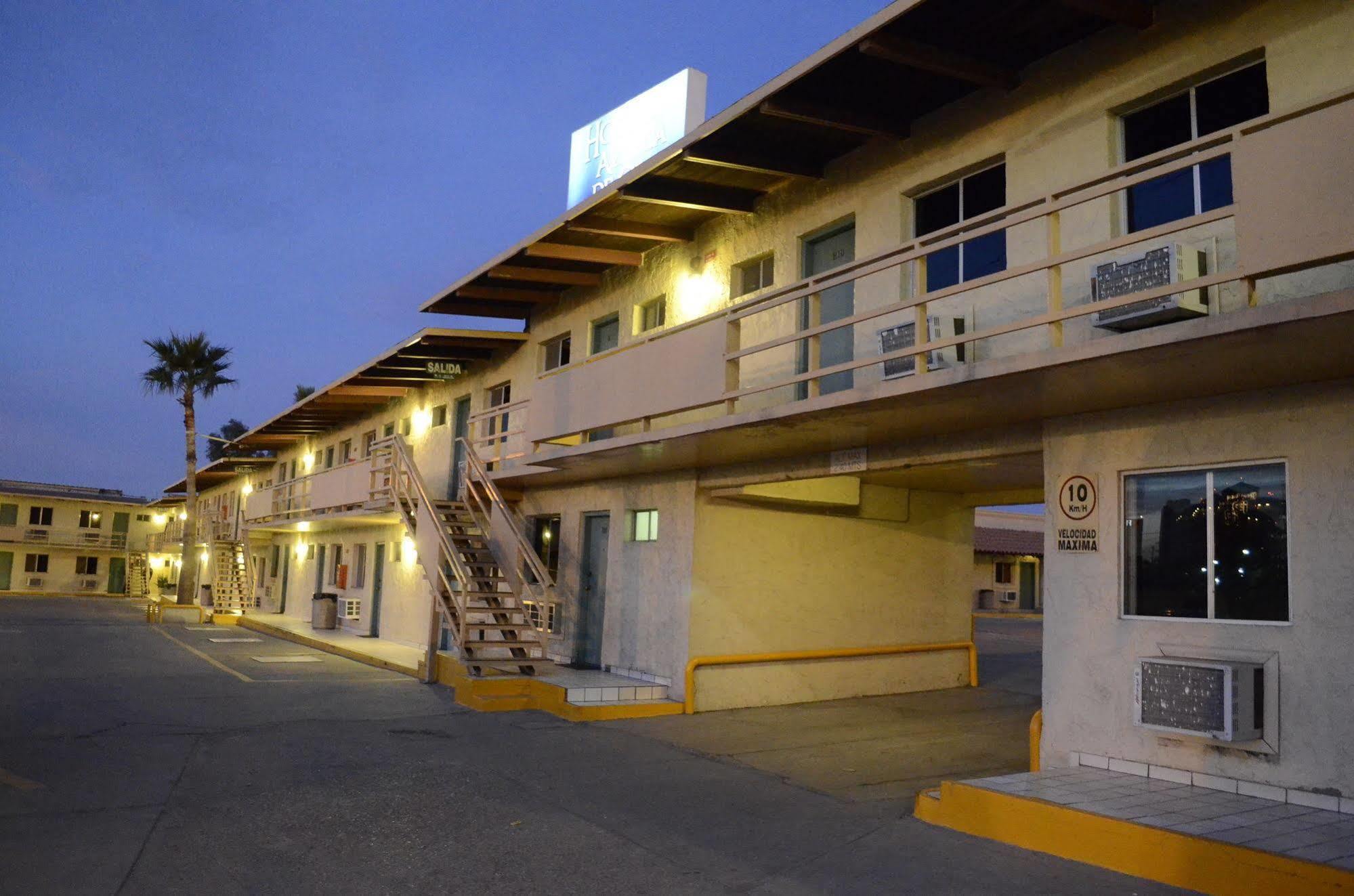 Hotel Azteca De Oro Mexicali Esterno foto