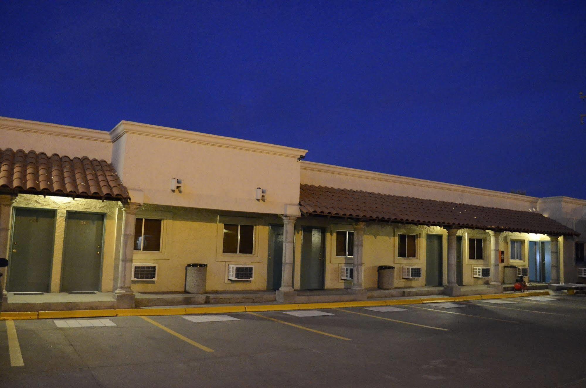 Hotel Azteca De Oro Mexicali Esterno foto